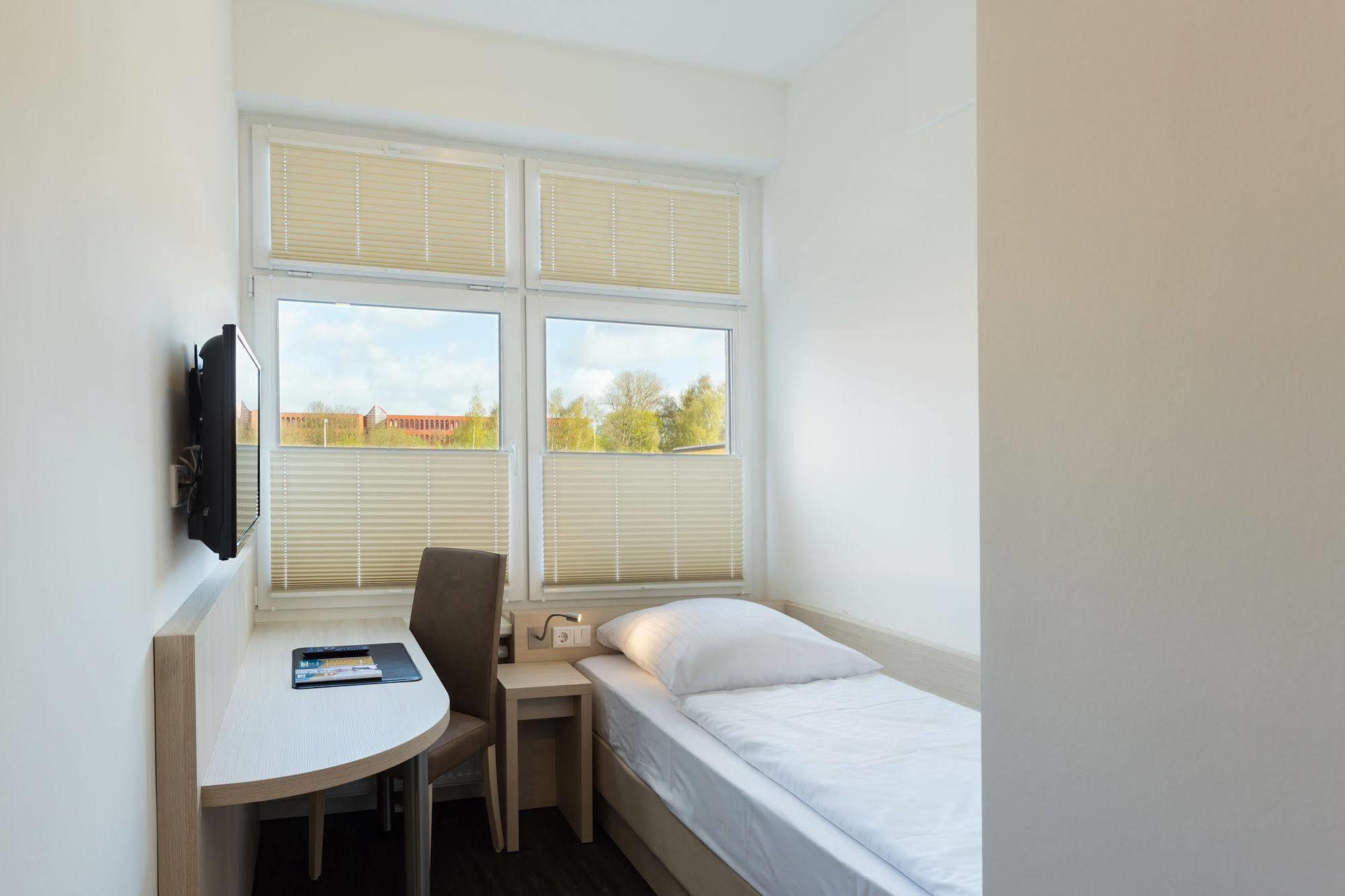 Viva Hotel Luebeck Zewnętrze zdjęcie