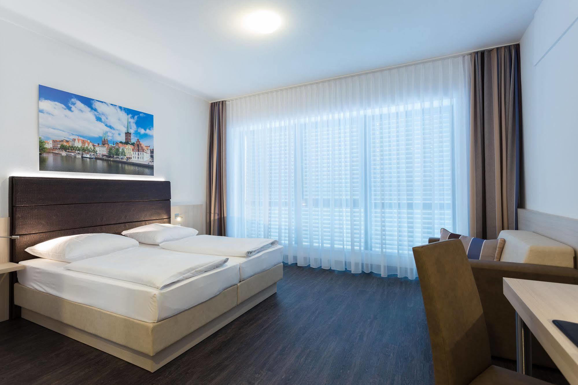 Viva Hotel Luebeck Zewnętrze zdjęcie